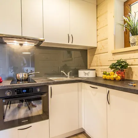 Szymoszkowa Apartmán *